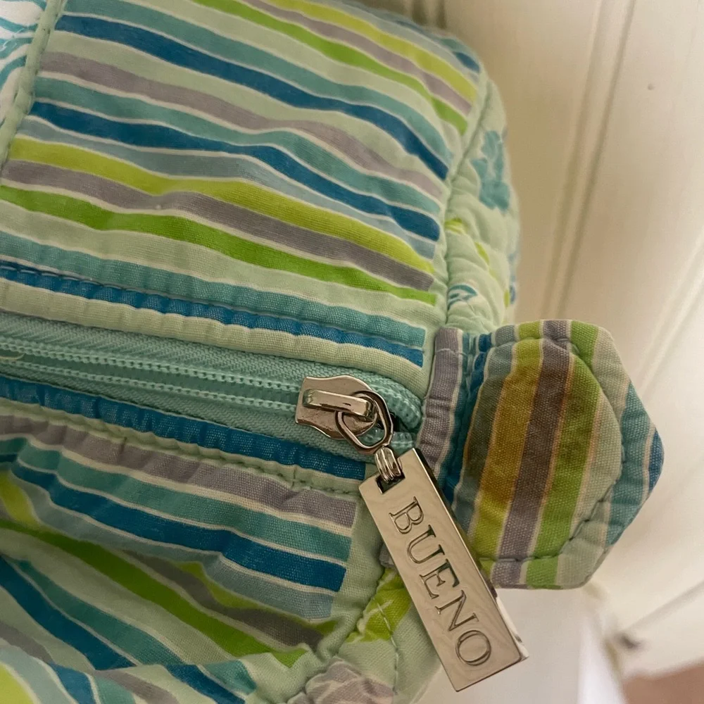 Bueno Floral Quilted Overnight/Weekend Bag - Multicolor